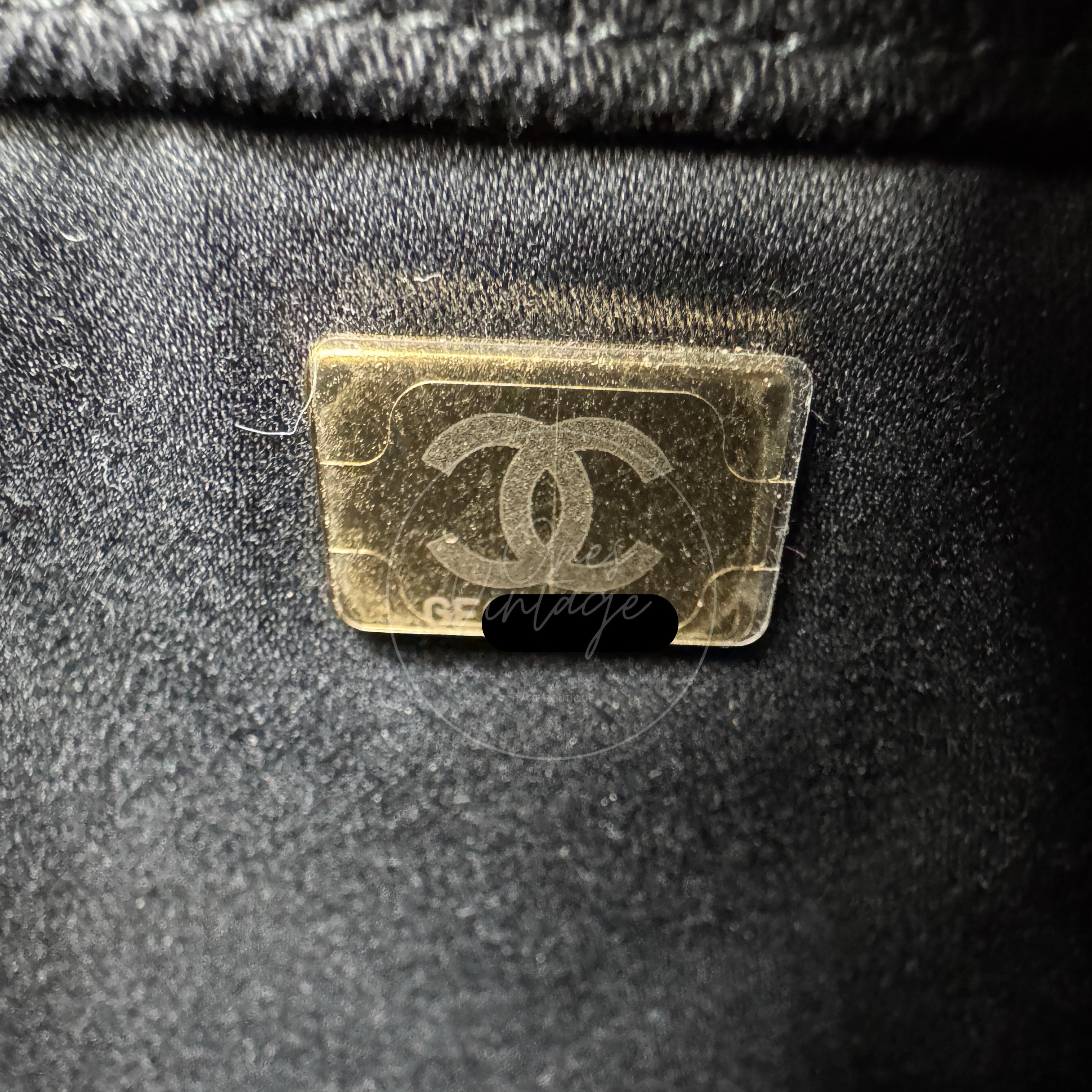 [Unused] Chanel 25 Small Black Denim Handbag