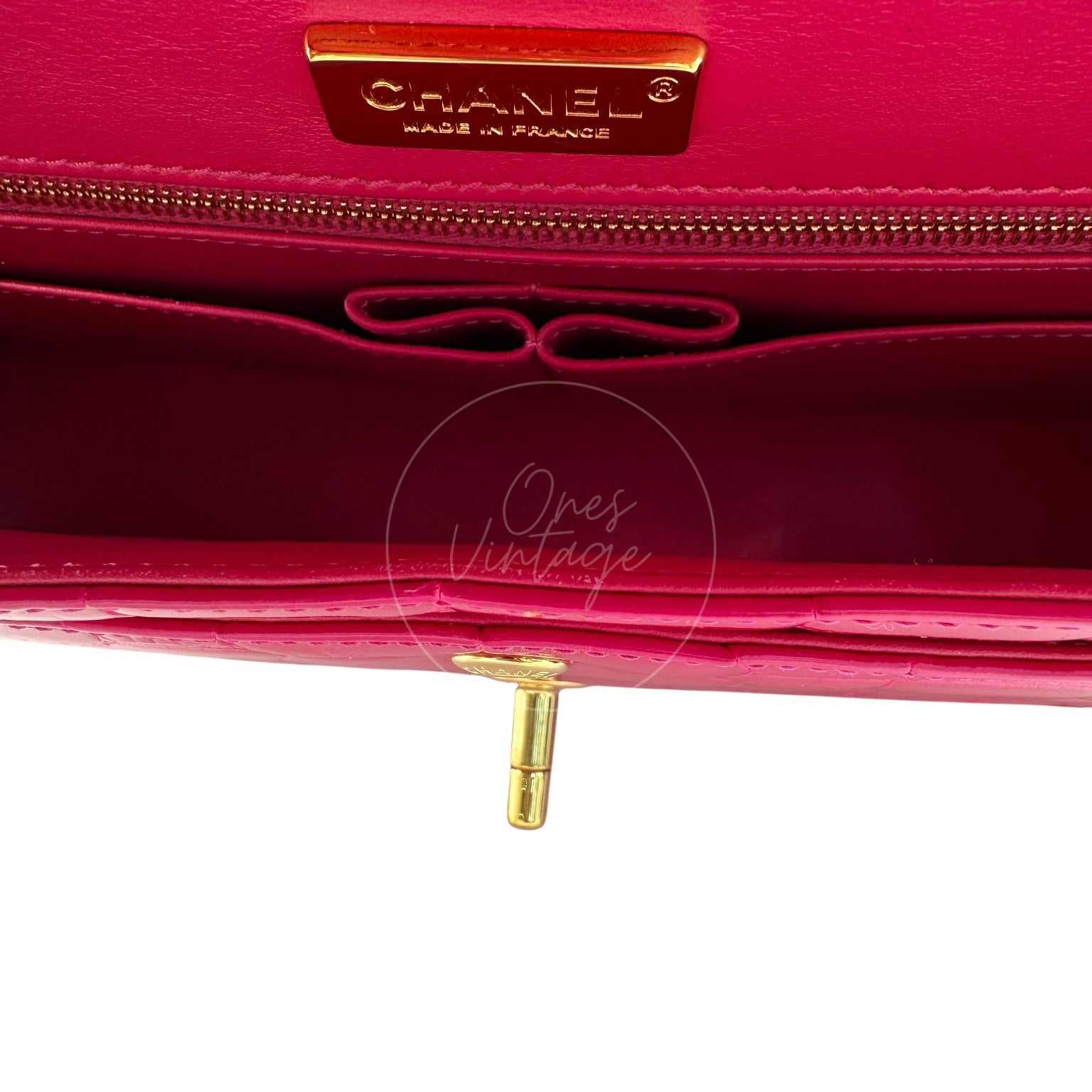 [Pre-owned] Chanel Shiny Pink Alligator GHW Medium Classic Flap Bag