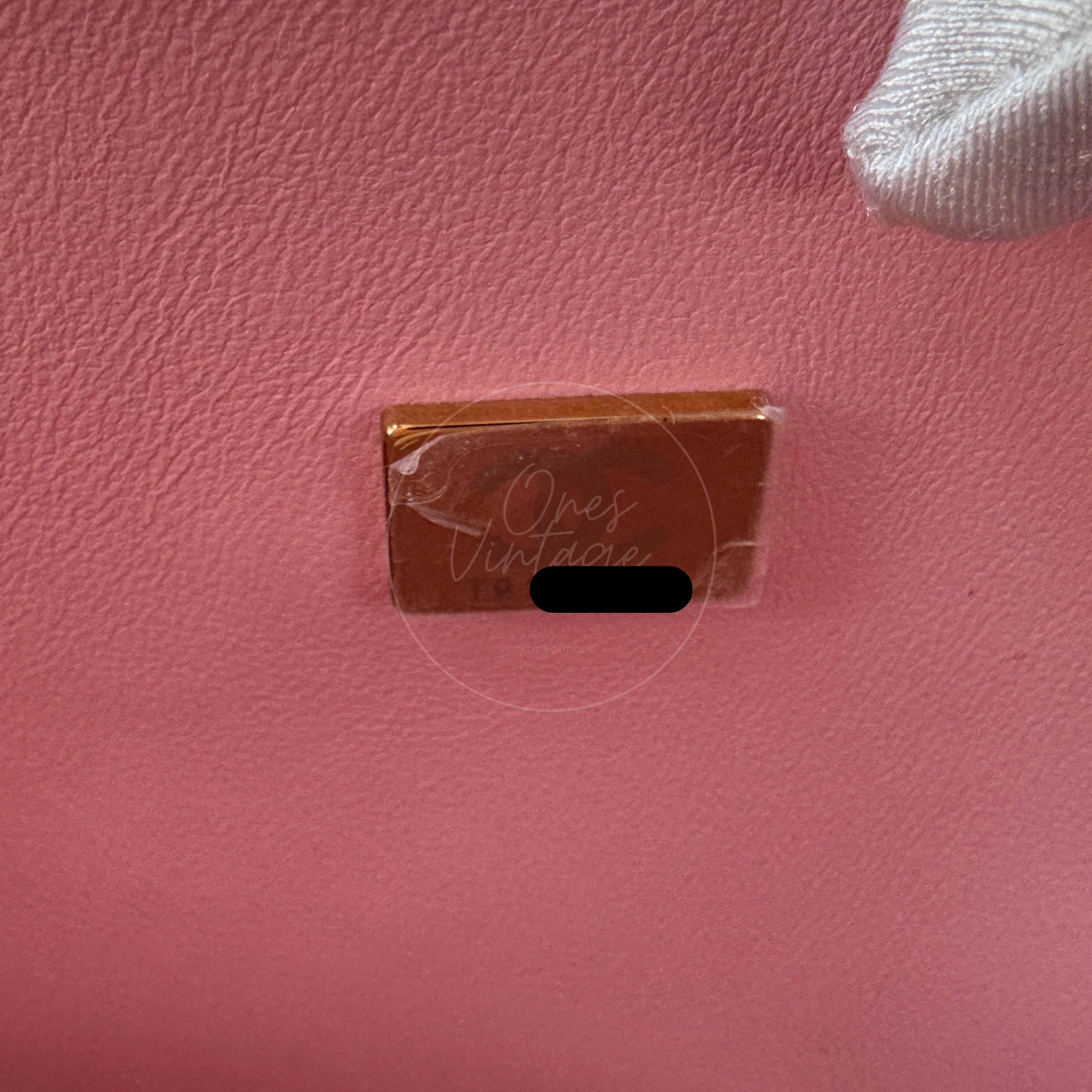 [Pre-owned] Chanel Classic Flap Pink Caviar GHW Bag