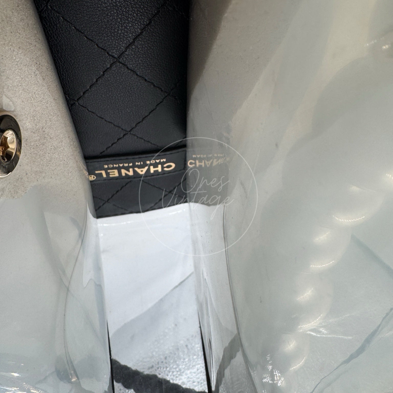 [Pre-owned] Chanel Sand by The Sea Pearl in Clear Classic Flap Bag