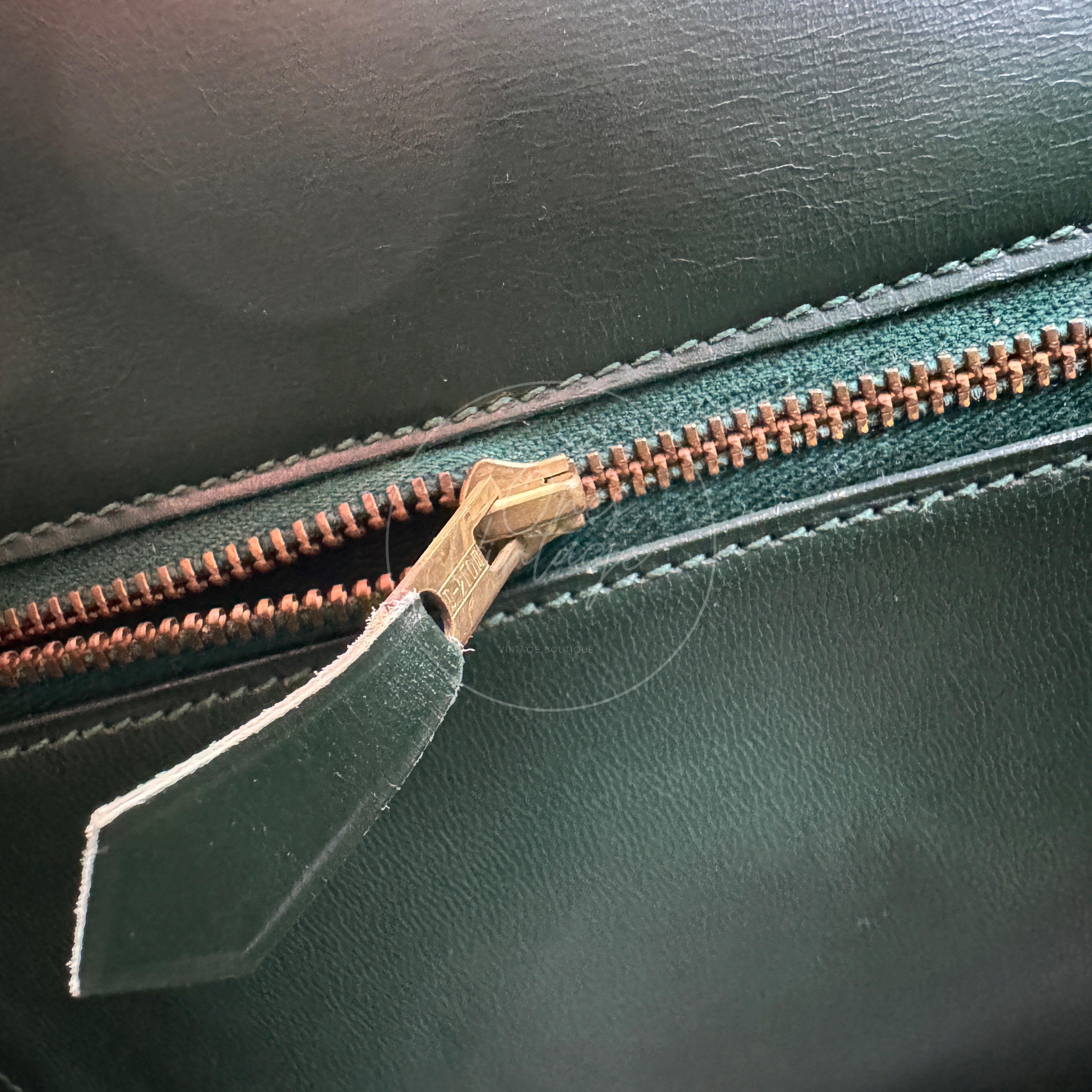 [Pre-owned] Hermes Kelly 32 Dark Green Box with Key, Lock and Clochette