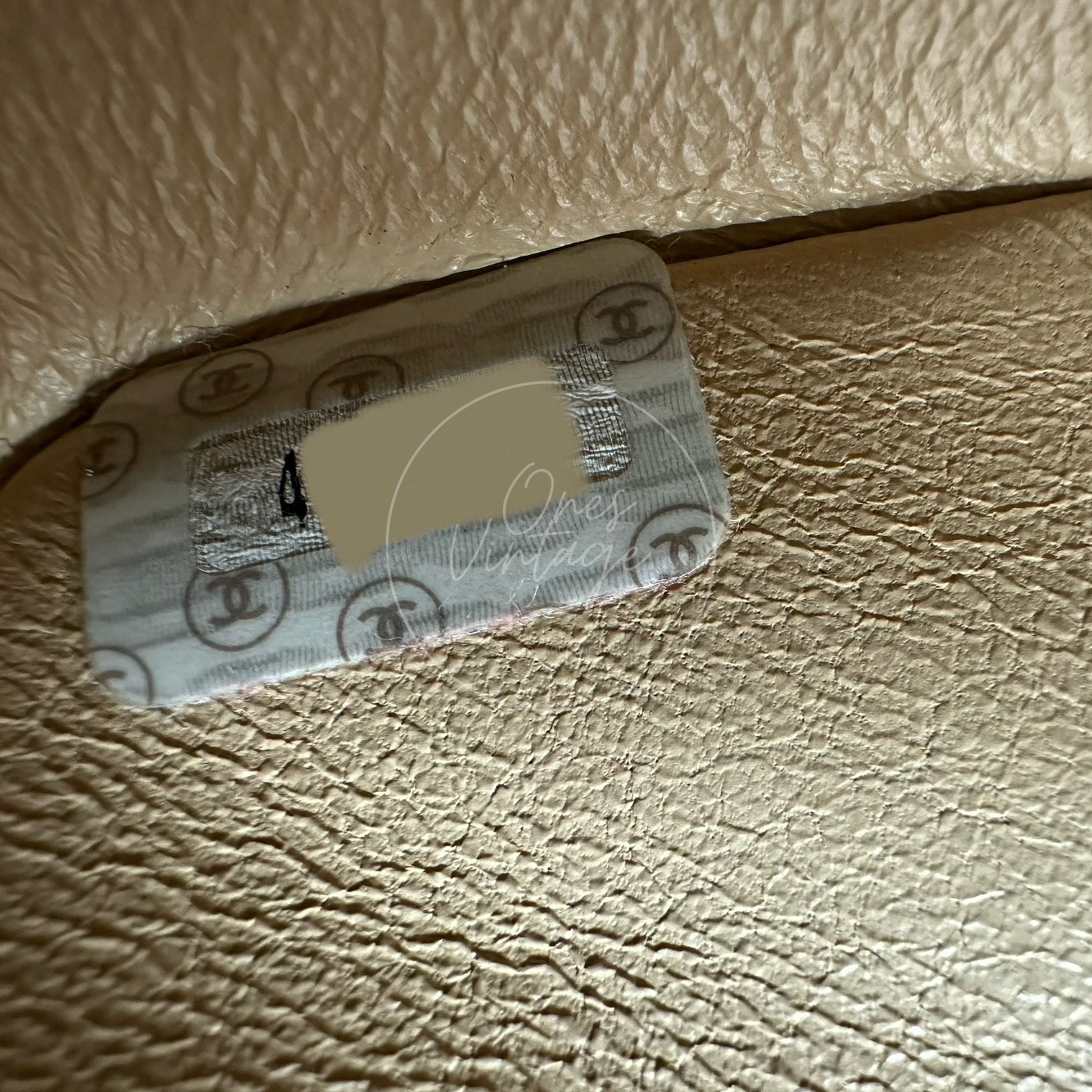 [Pre-owned] Chanel CF25 Medium Classic Flap Bag Beige GHW