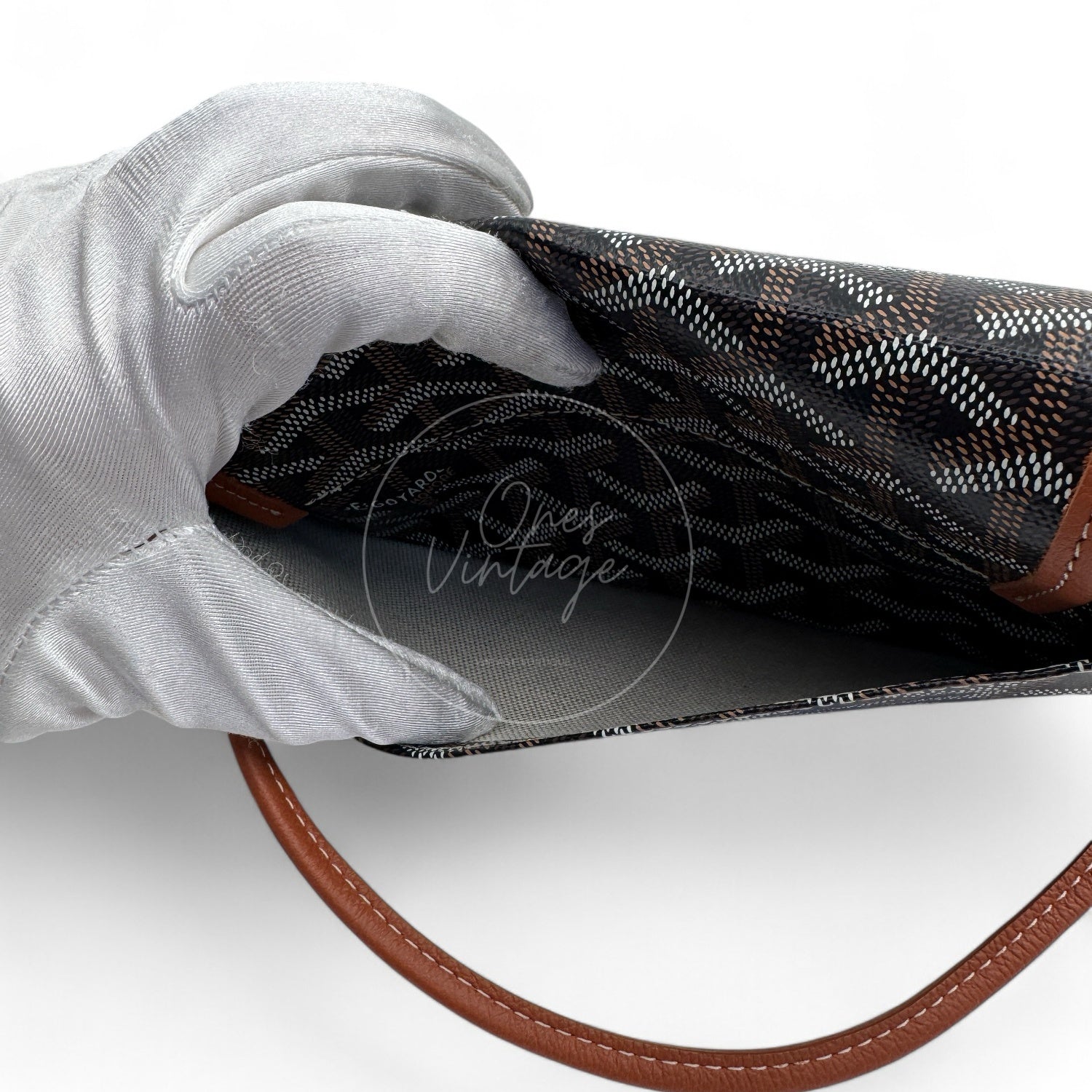 [Unused] Goyard Plumet Pocket Wallet With Strap Black & Tan