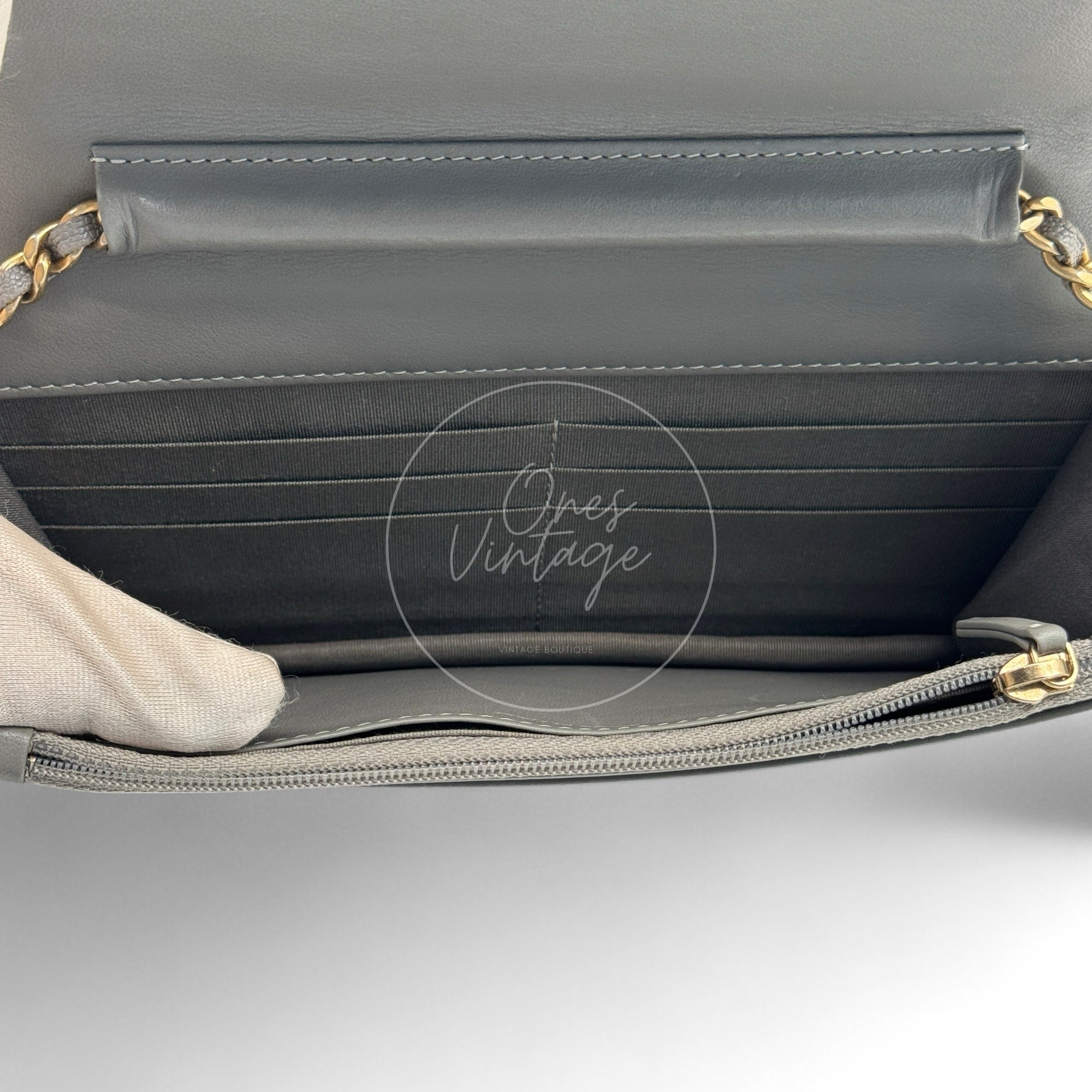 [Pre-owned] Chanel Boy Wallet On Chain WOC Gray Caviar GHW Series 26