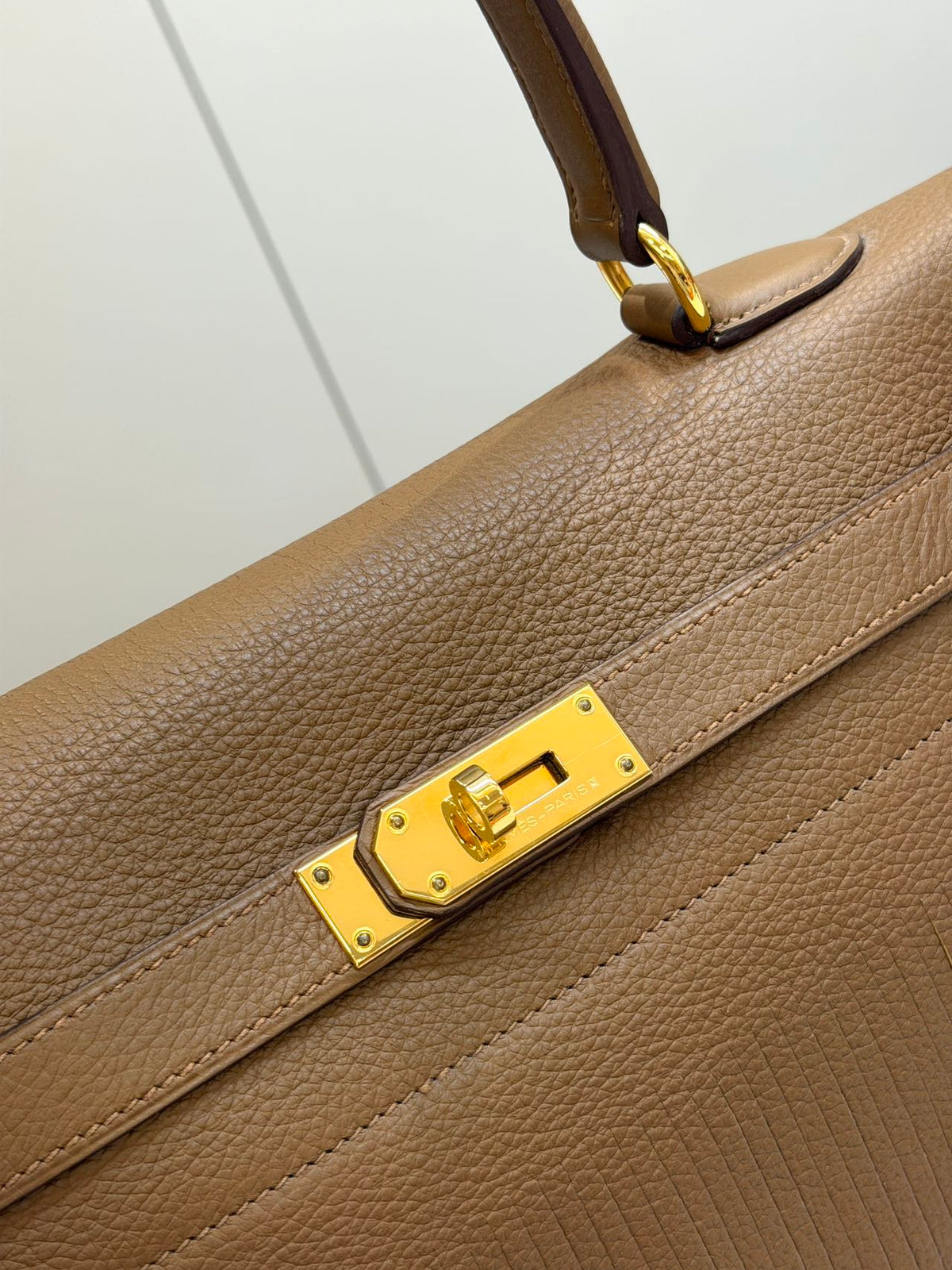 Hermes Kelly shoulder fringe Milk Tea