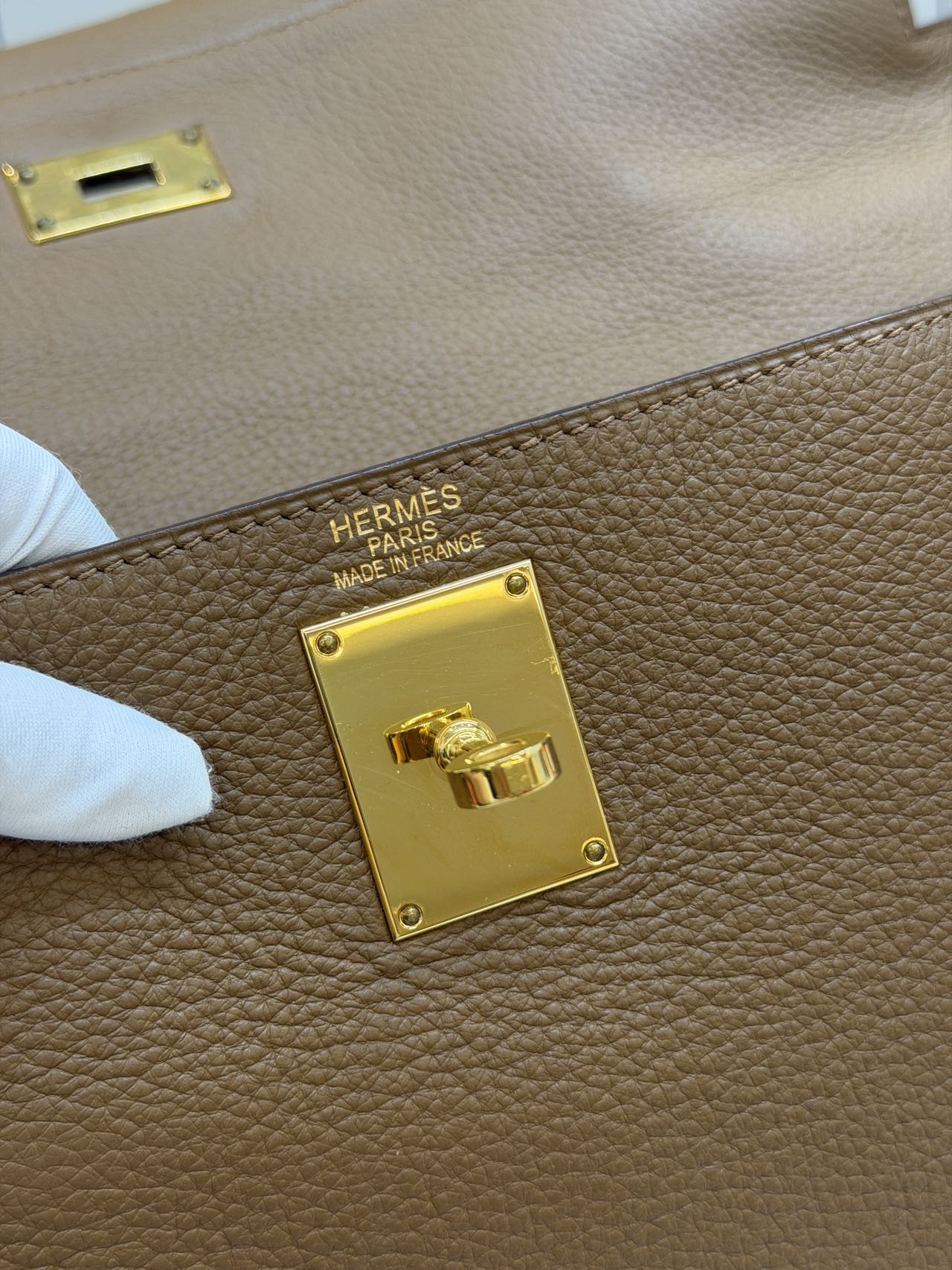 Hermes Kelly shoulder fringe Milk Tea