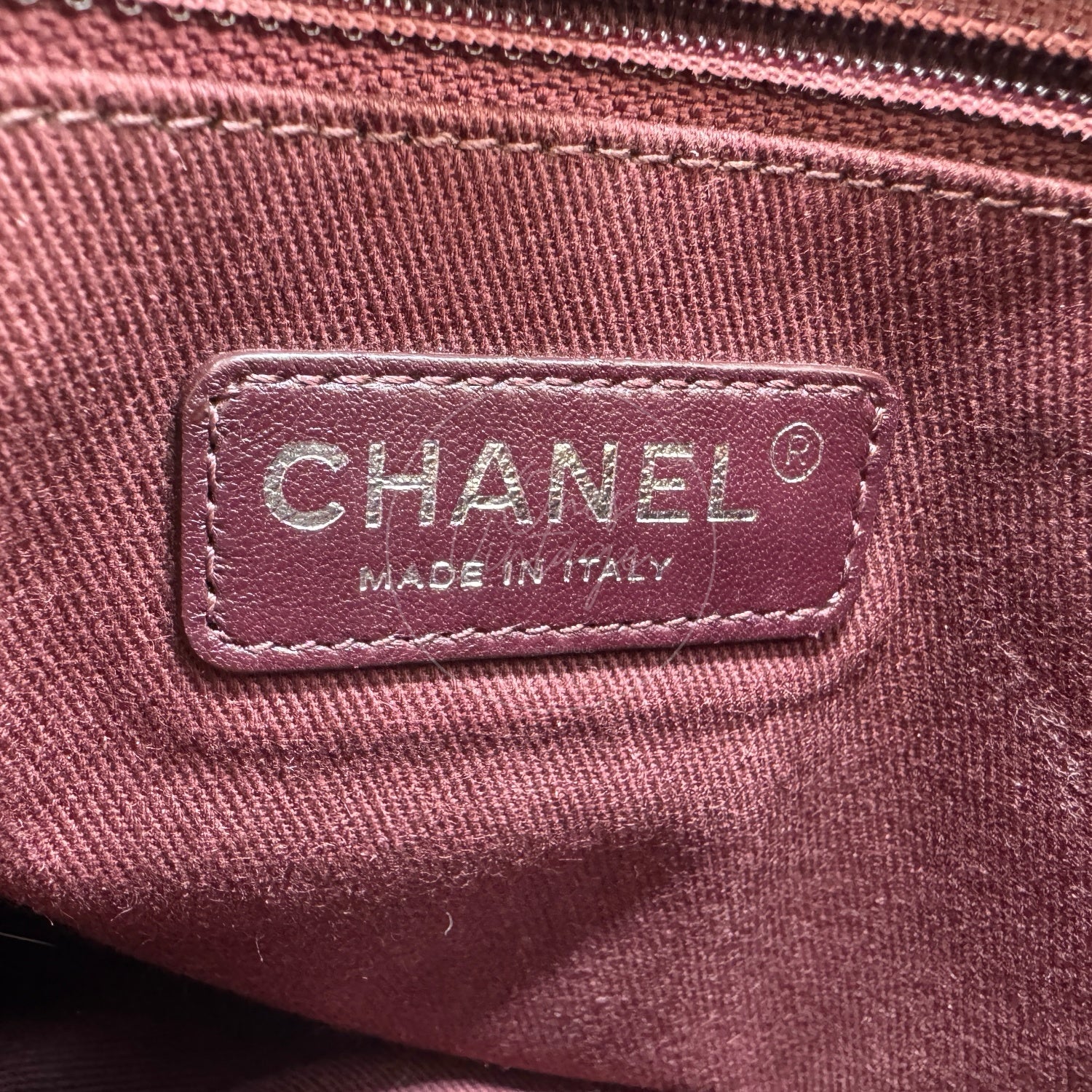 [Pre-owned] Chanel Graffiti Canvas On The Pavements Green Series 20 Messenger Bag