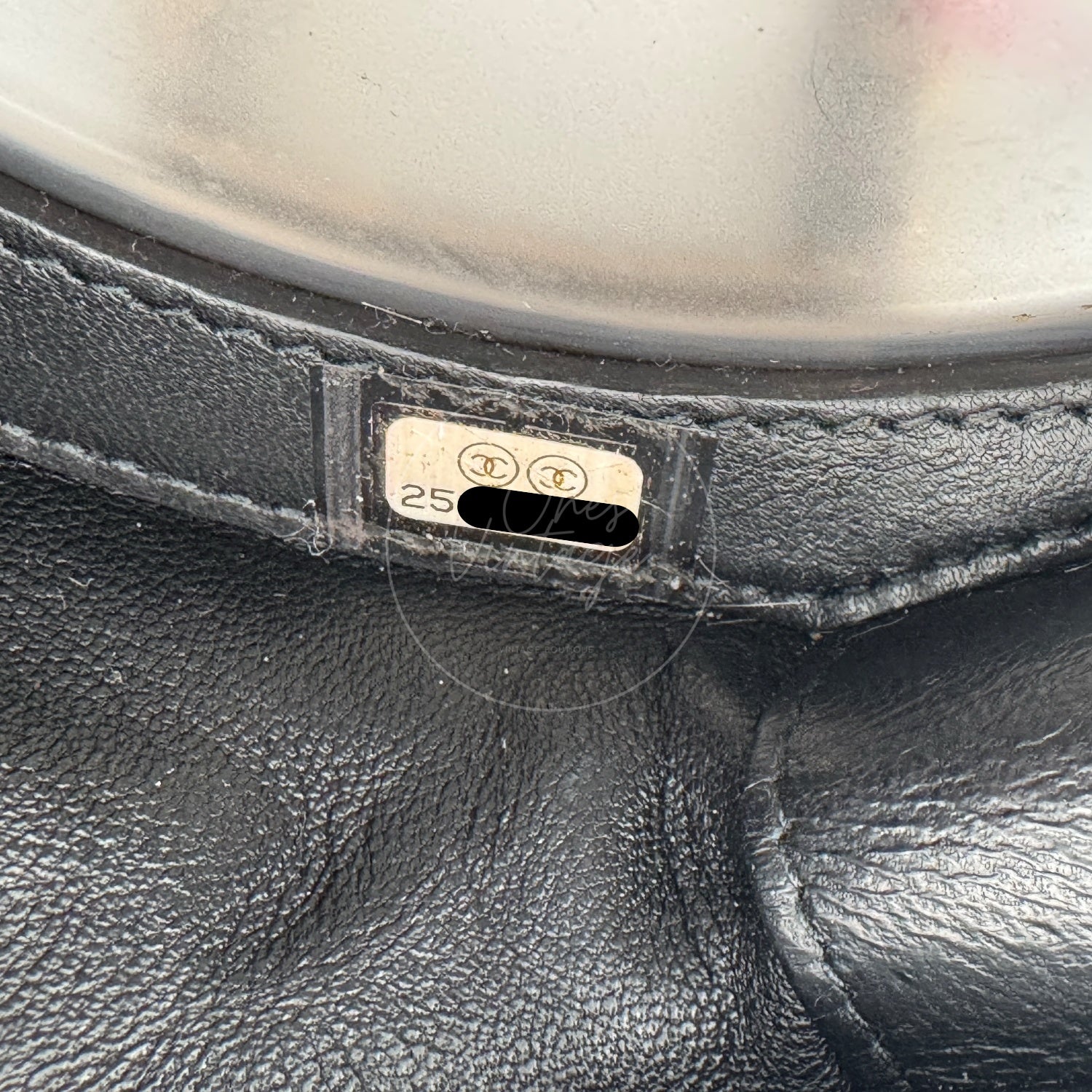 [Pre-owned] Chanel Rescue Wheel Black Resin GHW Series 25 Minaudiere Evening Bag
