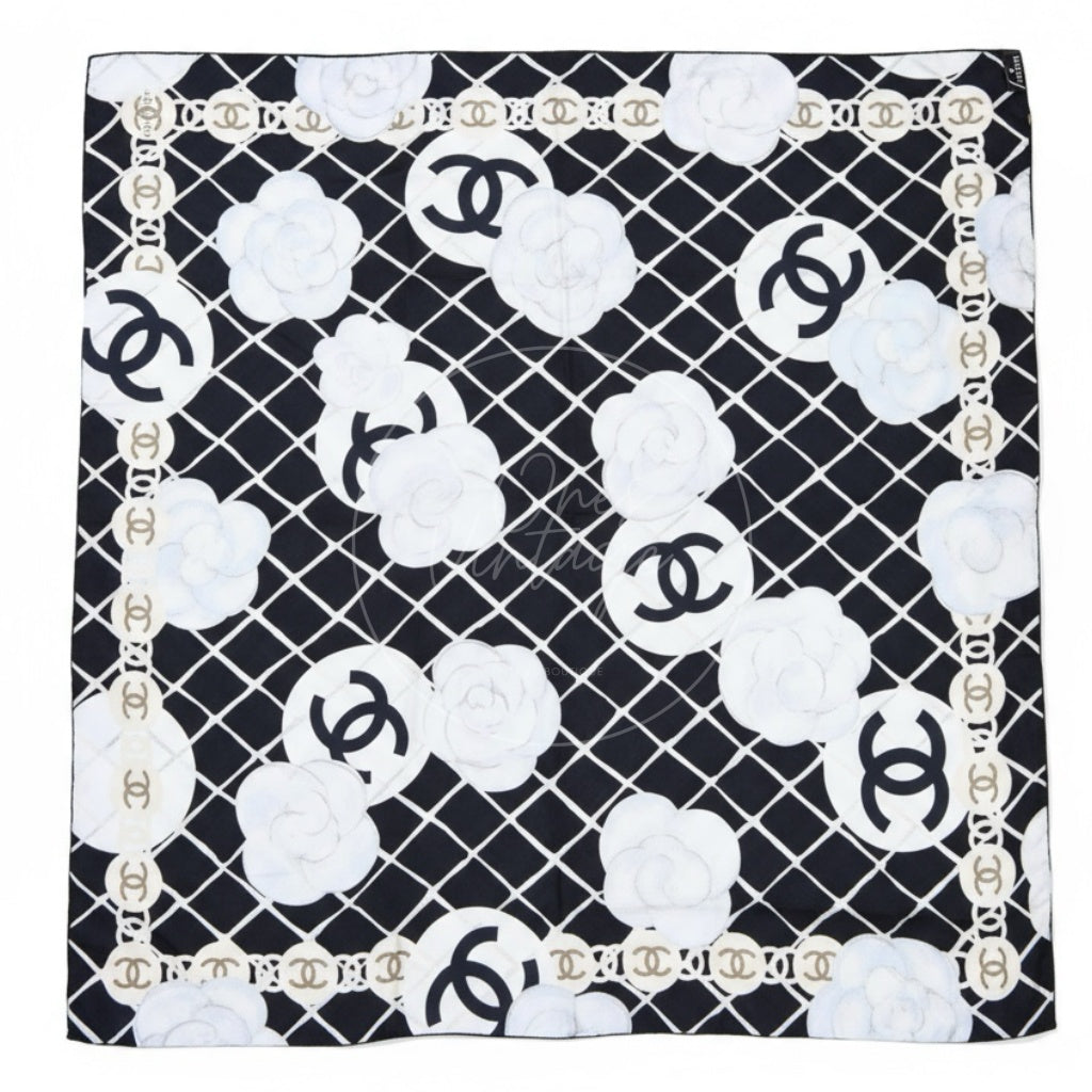 [Pre-owned] Chanel Black Checkered With White Camellia Pattern Square Scarf