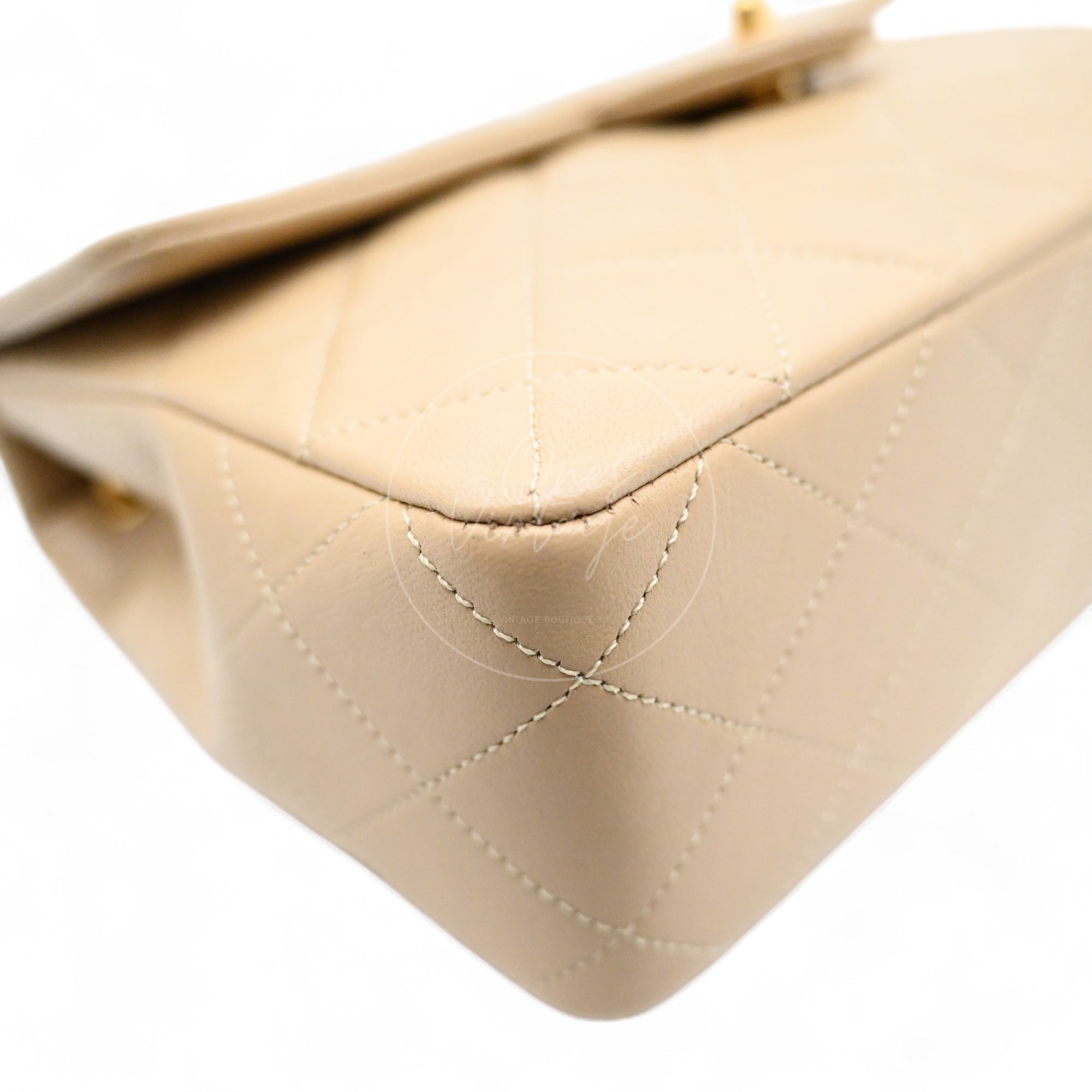 [Pre-owned] Chanel Vintage Beige Lambskin Mini Square Classic Flap Bag