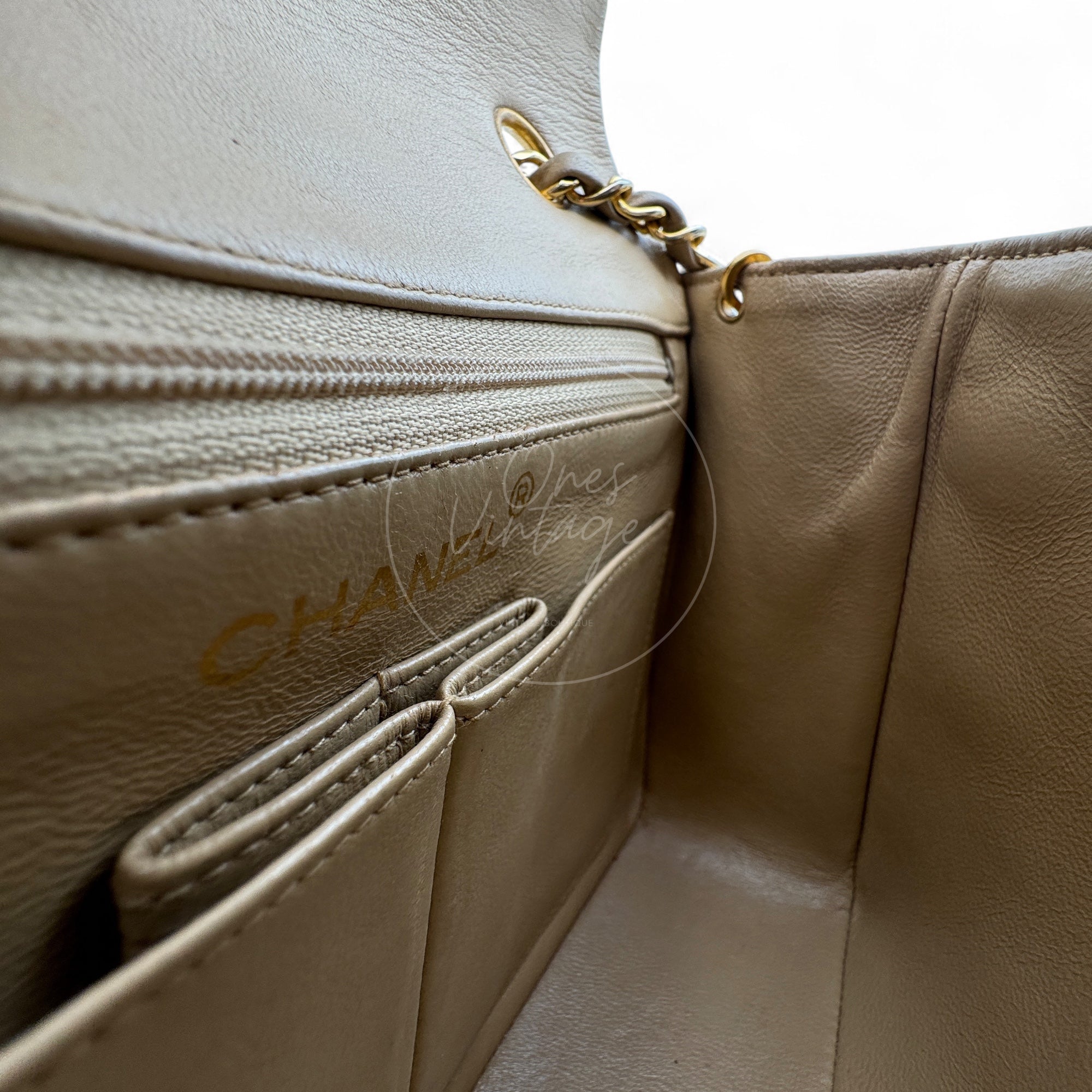 [Pre-owned] Chanel Vintage Beige Lambskin Mini Square Classic Flap Bag