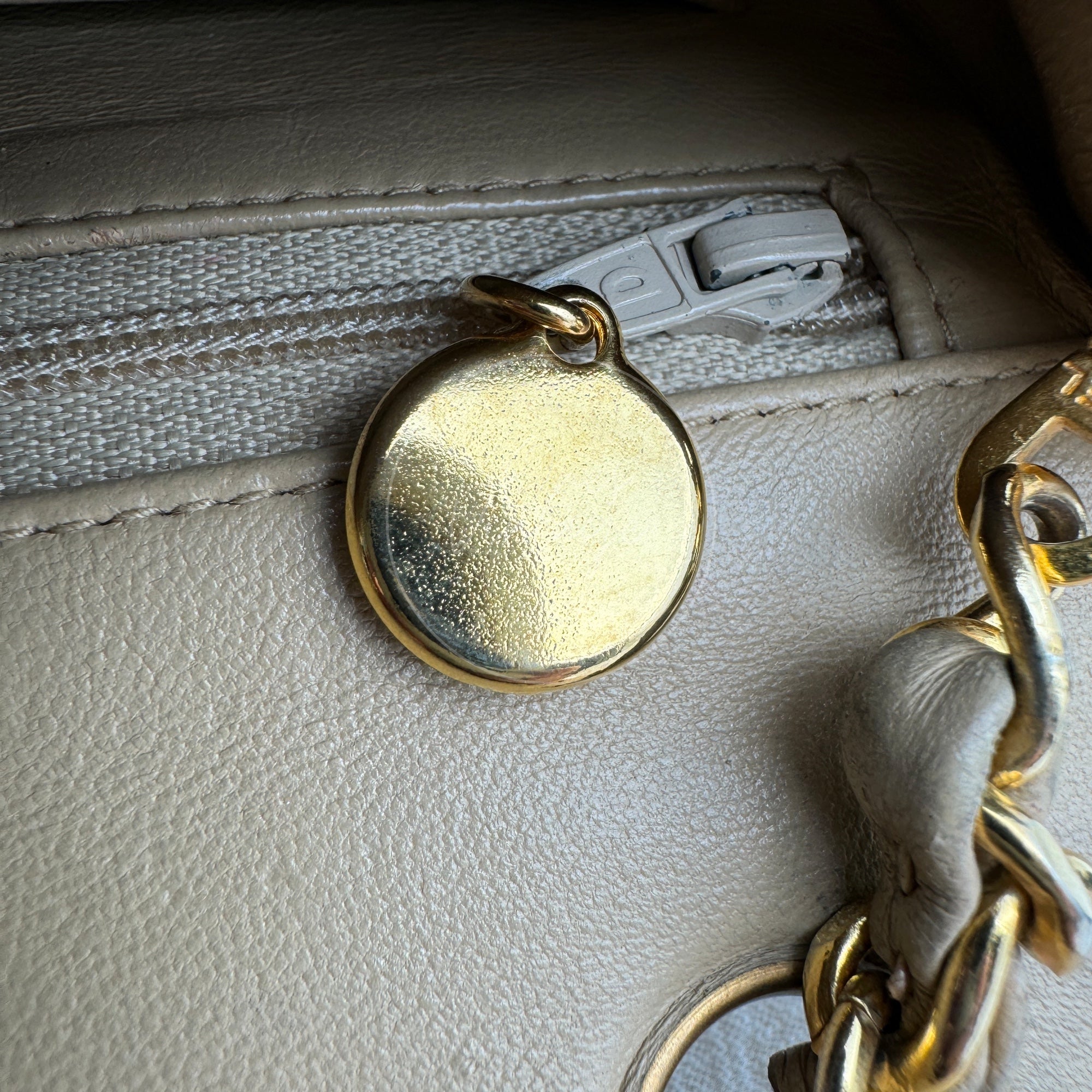 [Pre-owned] Chanel Vintage Beige Lambskin Mini Square Classic Flap Bag