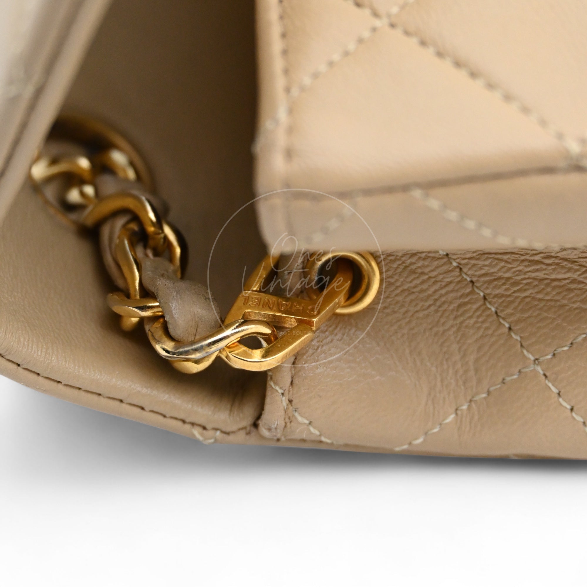 [Pre-owned] Chanel Vintage Beige Lambskin Mini Square Classic Flap Bag